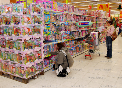 Hipermarket Port Rumia - Centrum Handlowe AUCHAN przy...