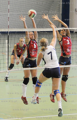 Hala MOSiR w Rumi. Sparing miedzypanstwowy pomiedzy...