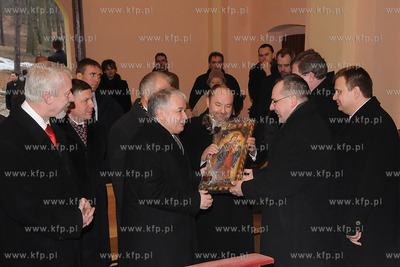Wizyta Prezydenta Lecha Kaczynskiego w Kalwarii Wejherowskiej.
10.02.2009
fot....