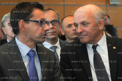 Podpisanie porozumienia miedzy Grupa LOTOS SA i Polskim...