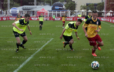 Gdynia. Final zawodow Coca-Cola Cup w pilce noznej....