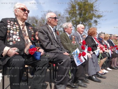 Uroczystosci z okazji zakonczenia II wojny swiatowej...