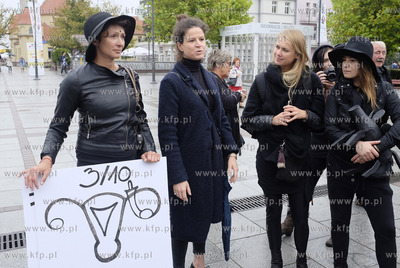 Sopot. Plac Przyjaciol Sopotu, Molo, Plac Konstytucji....