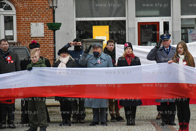Uroczystosci na rynku w Kościerzynie z okazji 102....