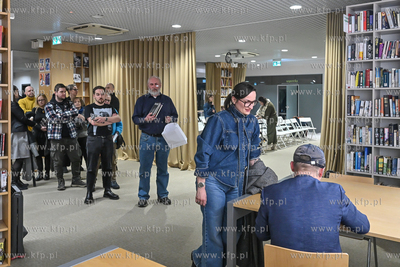 Sopoteka w Sopocie. Spotkanie autorskie z pisarzem...