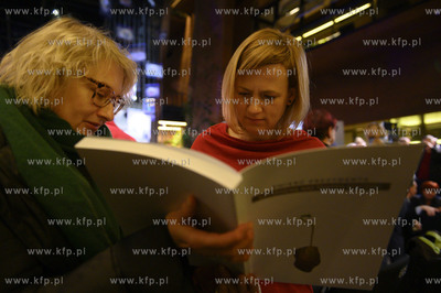 Gdańsk. ECS. Premiera książki  Katarzyny Żelazek...