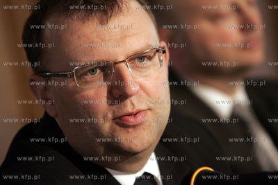 Konferencja prasowa  po pozarze w kosciele sw. Katarzyny...