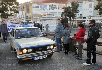 MOLO KSIAZKOWE od deski do deski. Akcja milosnikow...