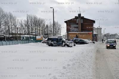 Kartuzy. Okolice dworca kolejowego PKP.  7.12.2013...