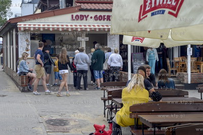 Gdańsk Brzeźno. Pawilony gastronomiczne: lody, gofry...