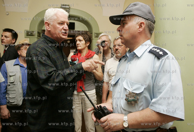 Gdansk. Sad okregowy. Sprawa Krzysztof Wyszkowski przeciwko...