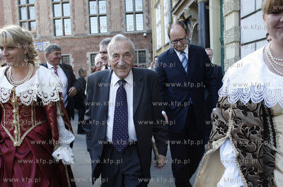 Gdansk. Dwor Artusa. Nadanie honorowego obywatelstwa...
