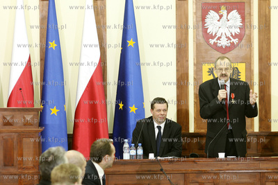 Gdansk. Ostatnia w III kadencji samorzadu sesja Sejmiku...