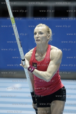 Trening skoczkini o tyczce Anny Rogowskiej, przed rozpoczynajcymi...