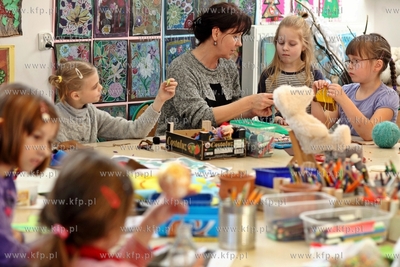 Zajęcia plastyczne w Pałacu Młodzieży w Gdańsku.
02.02.2015
fot....
