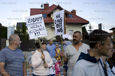 Kowale.  Mieszkańcy protestują przeciwko proponowanej...