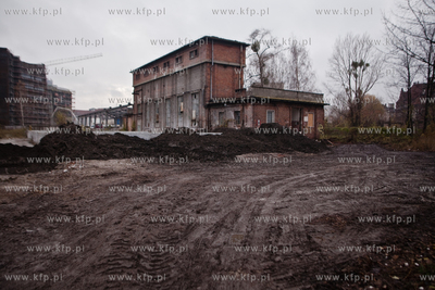 Kolejne budynki Stoczni Gdanskiej do wyburzenia .Tym...