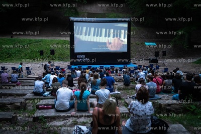 „Kino po zachodzie słońca” - nowy cykl seansów...