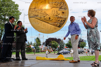 Gdynia. Skwer Kosciuszki. Z okazji 85 urodzin Gdyni,...