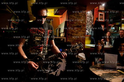 Gdansk. Gazeta Rock Cafe. Zadzwoncie po milicje! przedpremierowy...