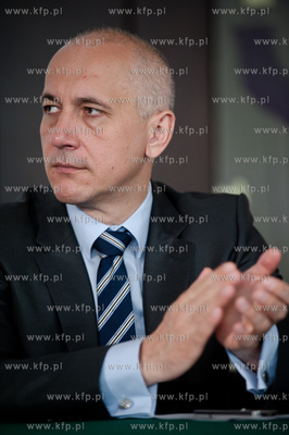 Gdansk. Sala BHP Stoczni Gdanskiej. Otwarte spotkania...