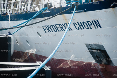 Gdynia. Nabrzeze Pomorskie. Zaglowiec Fryderyk Chopin...