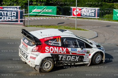 Gdansk. 12 Rajd Gdansk Castrol Inter Cars 2016, bedacy...