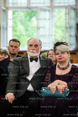 Gdansk. Oliwa. V Liceum Ogolnoksztalcace. Sesja Rady...