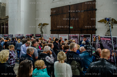 Gdańsk. Bazylika Mariacka. Pierwsza prezentacja wystawy...