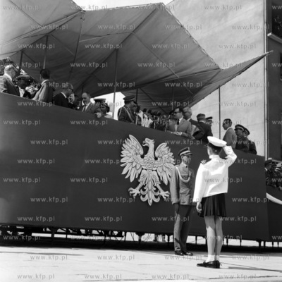 Defilada wojskowa z okazji Dni Morza na al. Grunwaldzkiej...