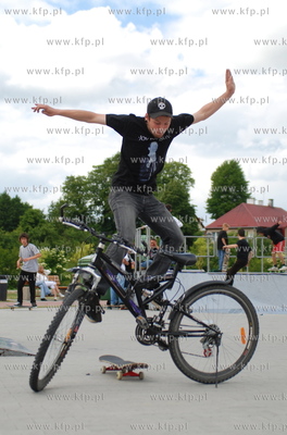 XIX Dni Pruszcza z tej okazji odbyło sie w parku kulturowym...