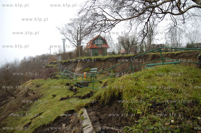 Jaroslawiec Zawalil sie nadmorski klif. Uszkodzenia...