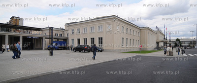 Dworzec kolejowy Gdynia Glowna oddany do uzytku po...