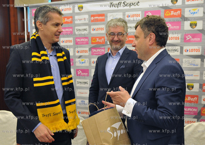 Sopot. Hotel Haffner. Konferencja prasowa Trefl Sopot....