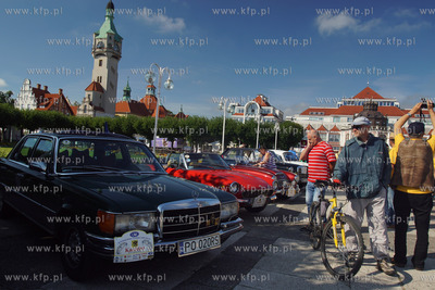 Sopot, Plac Zdrojowy. Miedzunarodowy zlot zabytkowych...