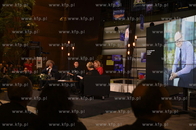 Gdańsk. ECS. Premiera książki  Katarzyny Żelazek...