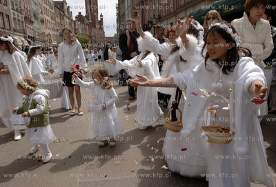 Glowne uroczystosci Bozego Ciala w Gdansku. Procesja...