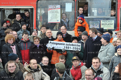 Pozegnanie z autobusem miejskim Ikarus w Gdansku. Przez...