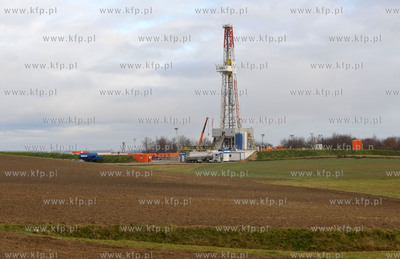 Lewino, gmina Linia. Odwiert poszukiwawczy zloz gazu...