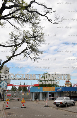 Plac Solidarnosci w Gdansku. Historycznej bramie nr...