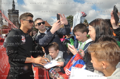 Final turnieju pilkarskiego Coca-Cola Cup na Targu...