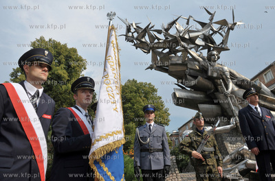 Gdansk. Plac Obronców Poczty Polskiej w Gdansku. Uroczystosci...
