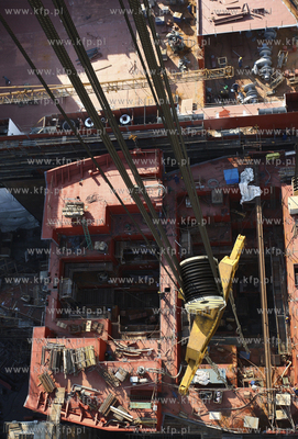 Stocznia Gdynia S.A. 31.03.2009 fot. Krzysztof Mystkowski...