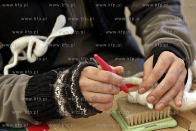Sopocki Rynek Artystyczny i Ludowy Sopotello. Nz zabawki...