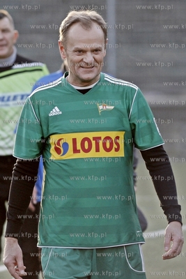 Gdansk. Boisko przy ul. Traugutta.  Sylwestrowy mecz...