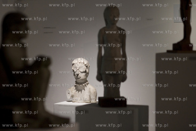 Państwowa Galeria Sztuki w Sopocie. Wystawa rzeźby...