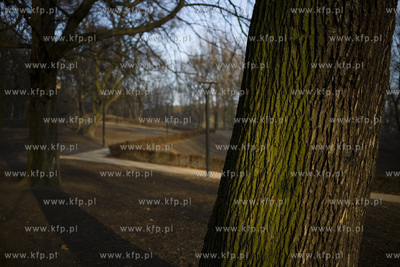 Rewitalizacja parku przy ul. Dąbrowskiego w Gdańsku.
21.12.2016
fot....