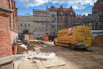 Rewitalizacja Hali Targowej w Gdańsku już na półmetku....