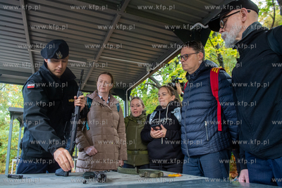 Akademia Marynarki Wojennej w Gdyni. Trenuj w wojskiem...