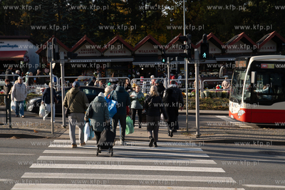 Cmentarz Łostowicki na dzień przed dniem Wszystkich...